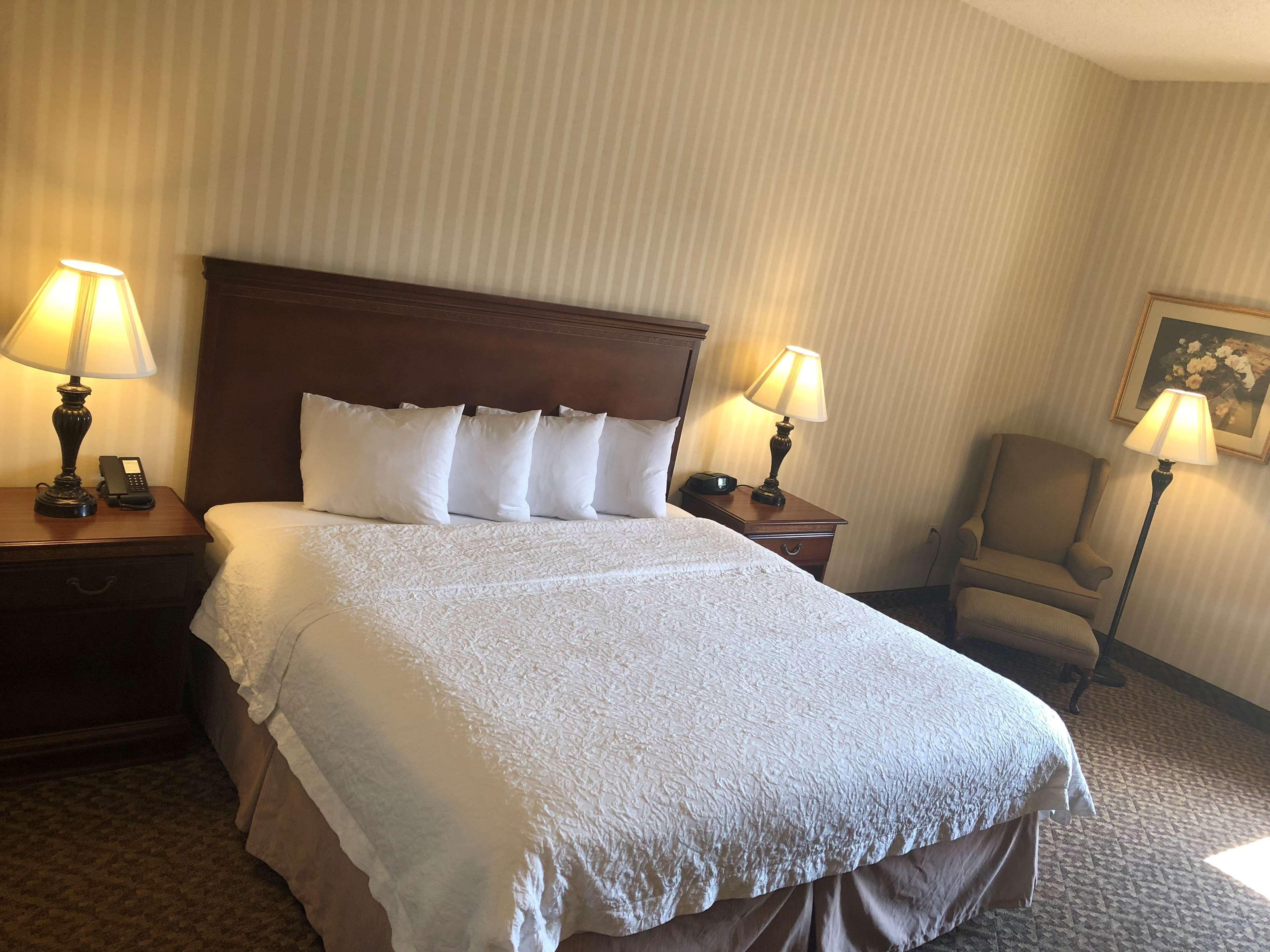 Hampton Inn & Suites Fairfield Фэрфилд Экстерьер фото