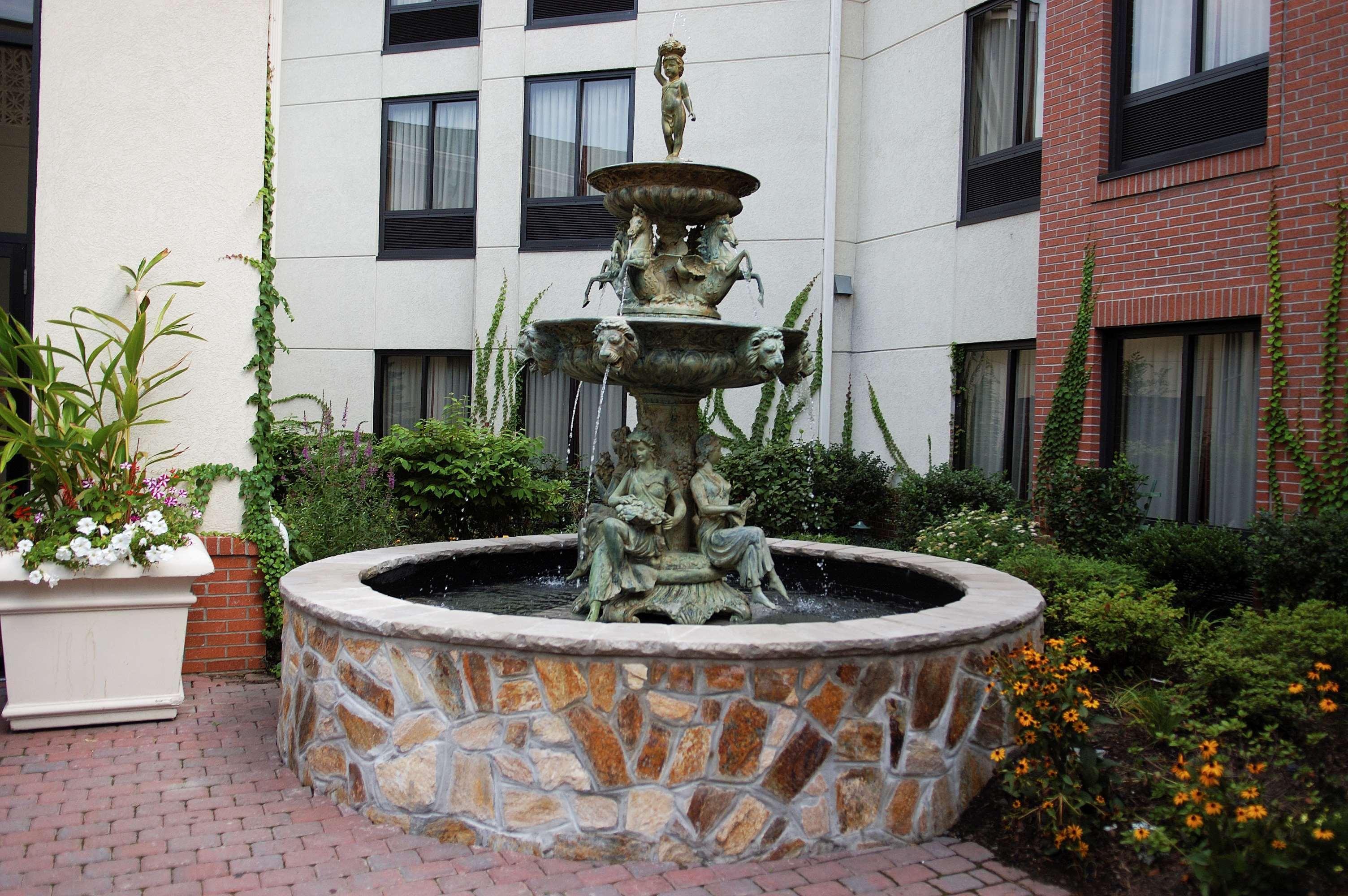 Hampton Inn & Suites Fairfield Фэрфилд Экстерьер фото