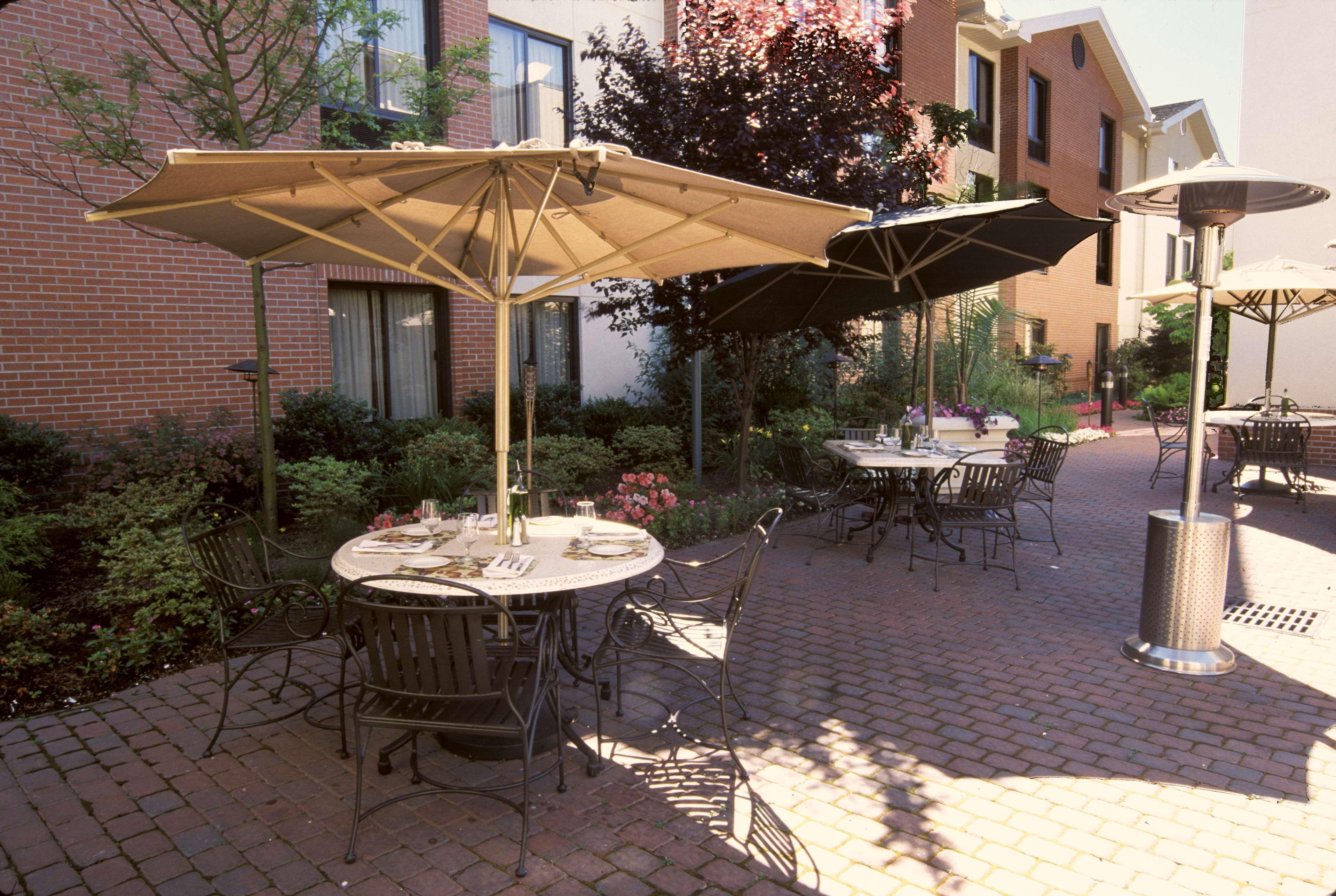Hampton Inn & Suites Fairfield Фэрфилд Экстерьер фото
