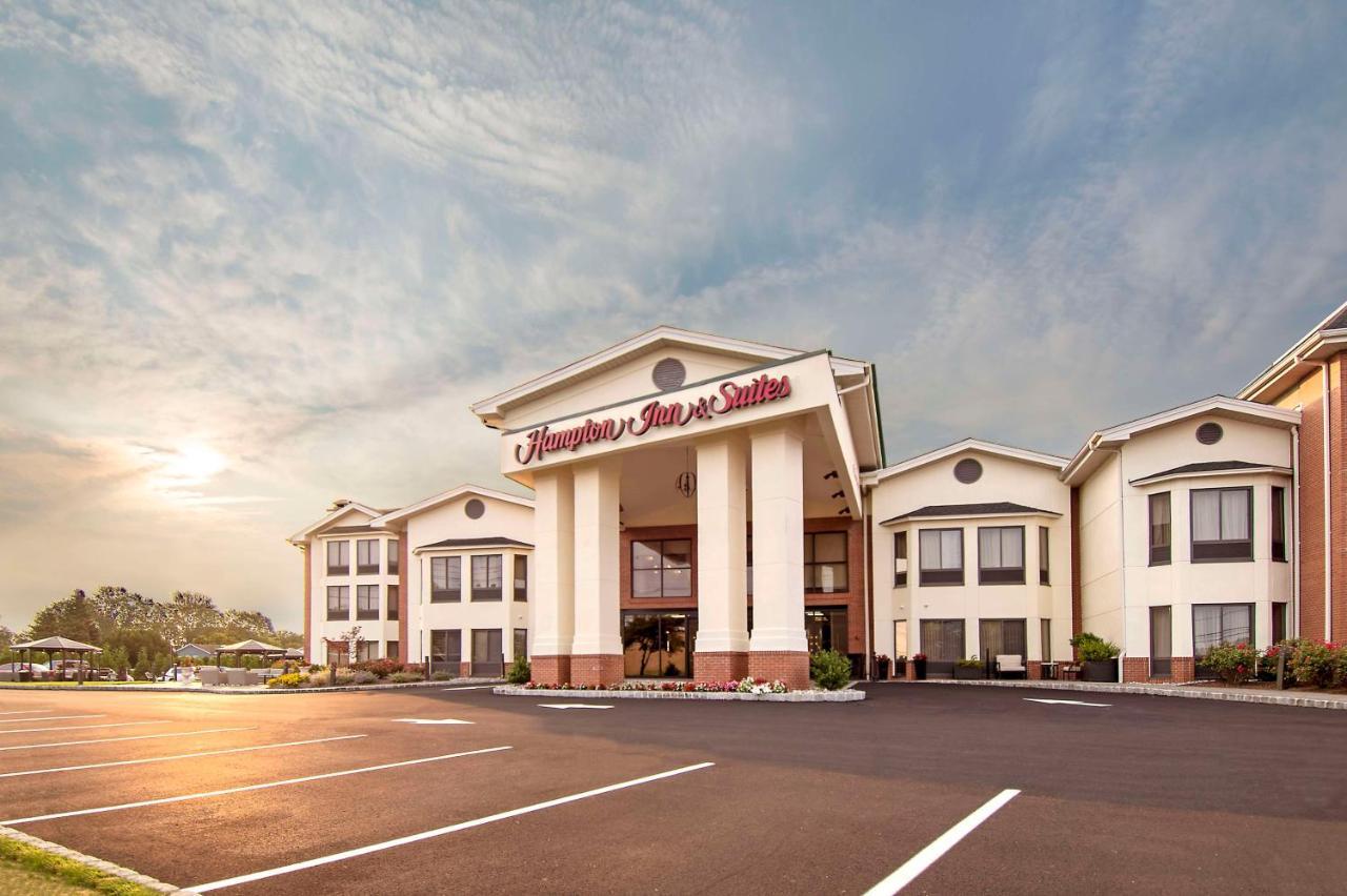 Hampton Inn & Suites Fairfield Фэрфилд Экстерьер фото