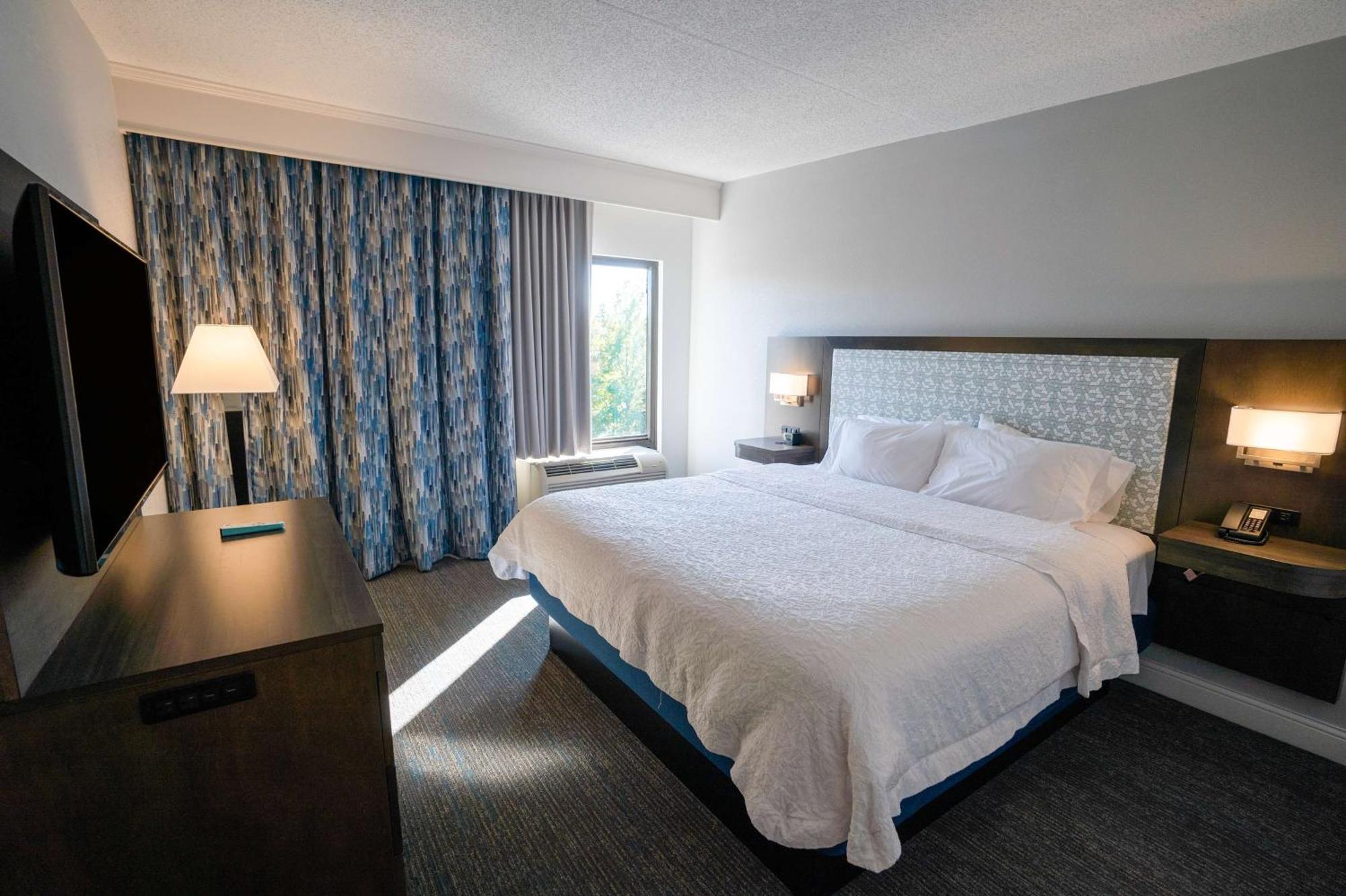 Hampton Inn & Suites Fairfield Фэрфилд Экстерьер фото